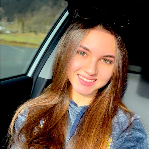 Meet your Posher, Shantel - Picture 1 of 1